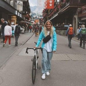 Meet your Posher, Kayla